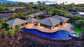 Exterior - Retreat to Paradise - private pool, hot tub, easy beach access (KAMUELA)