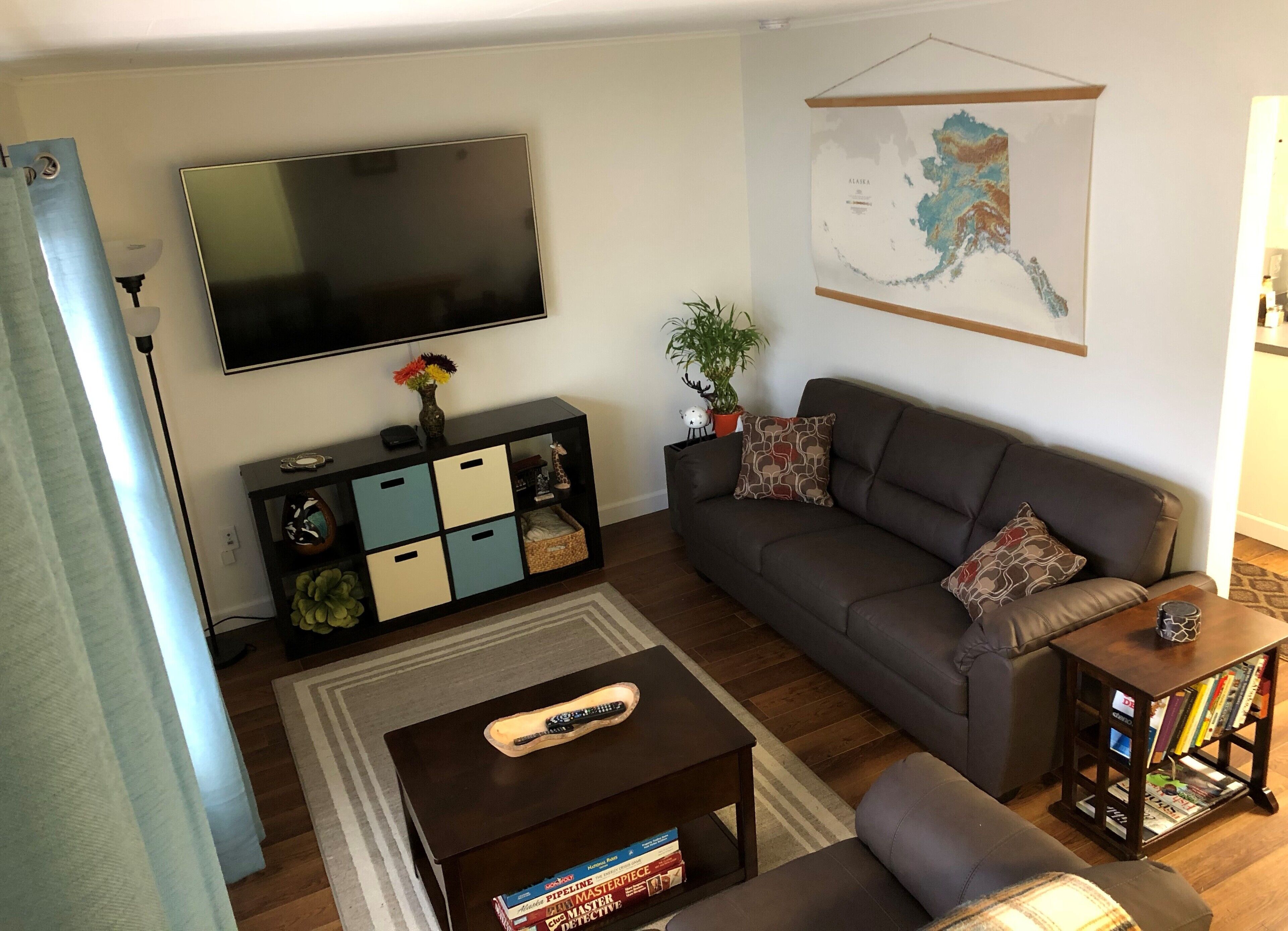 Perfect location with easy access to downtown and all your Alaskan adventures!