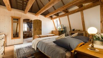 2 dormitorios, escritorio, tabla de planchar con plancha y wifi gratis