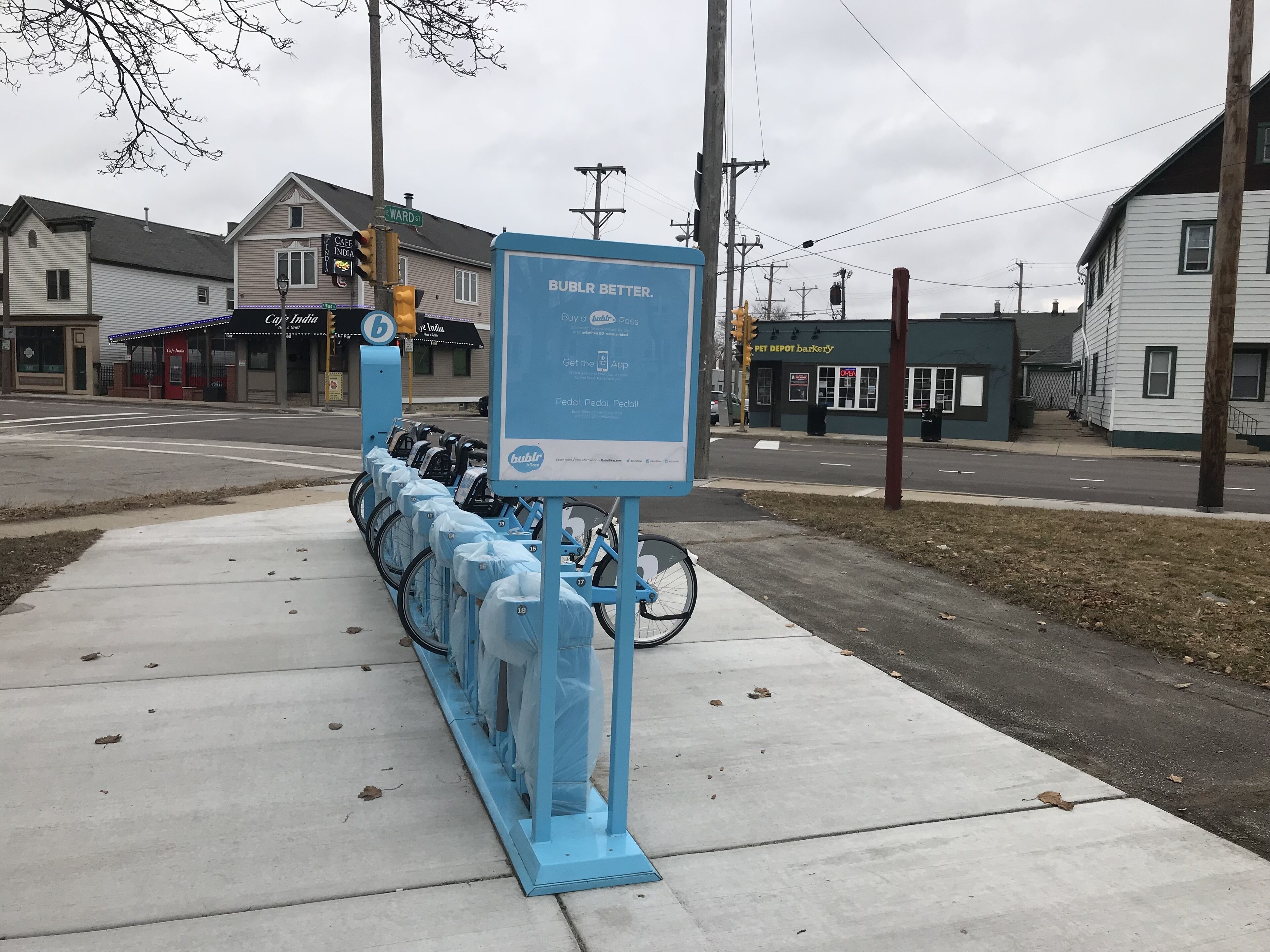 Downtown Bayview, 2 miles from downtown Milwaukee