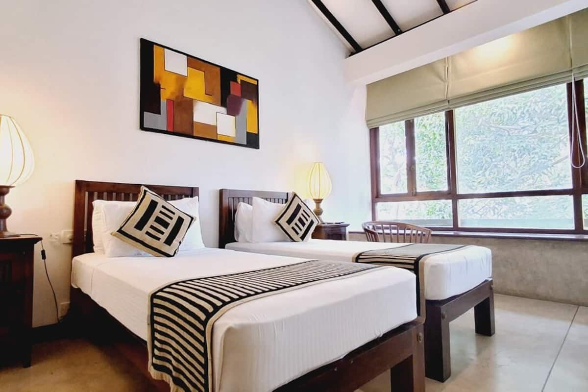 double or twin room | 1 bedroom, egyptian cotton sheets, premium bedding, free minibar items