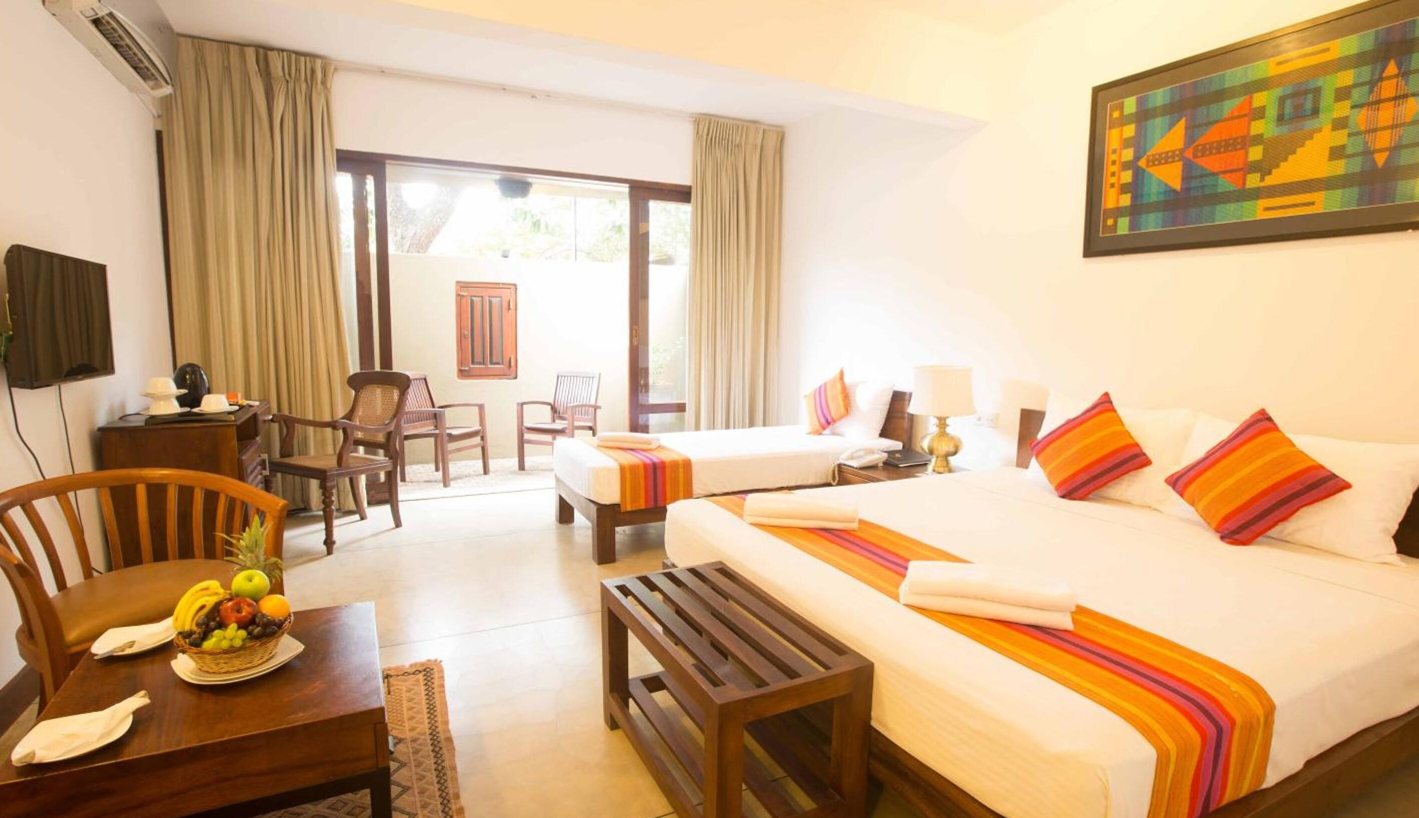 deluxe triple room | 1 bedroom, egyptian cotton sheets, premium bedding, free minibar items