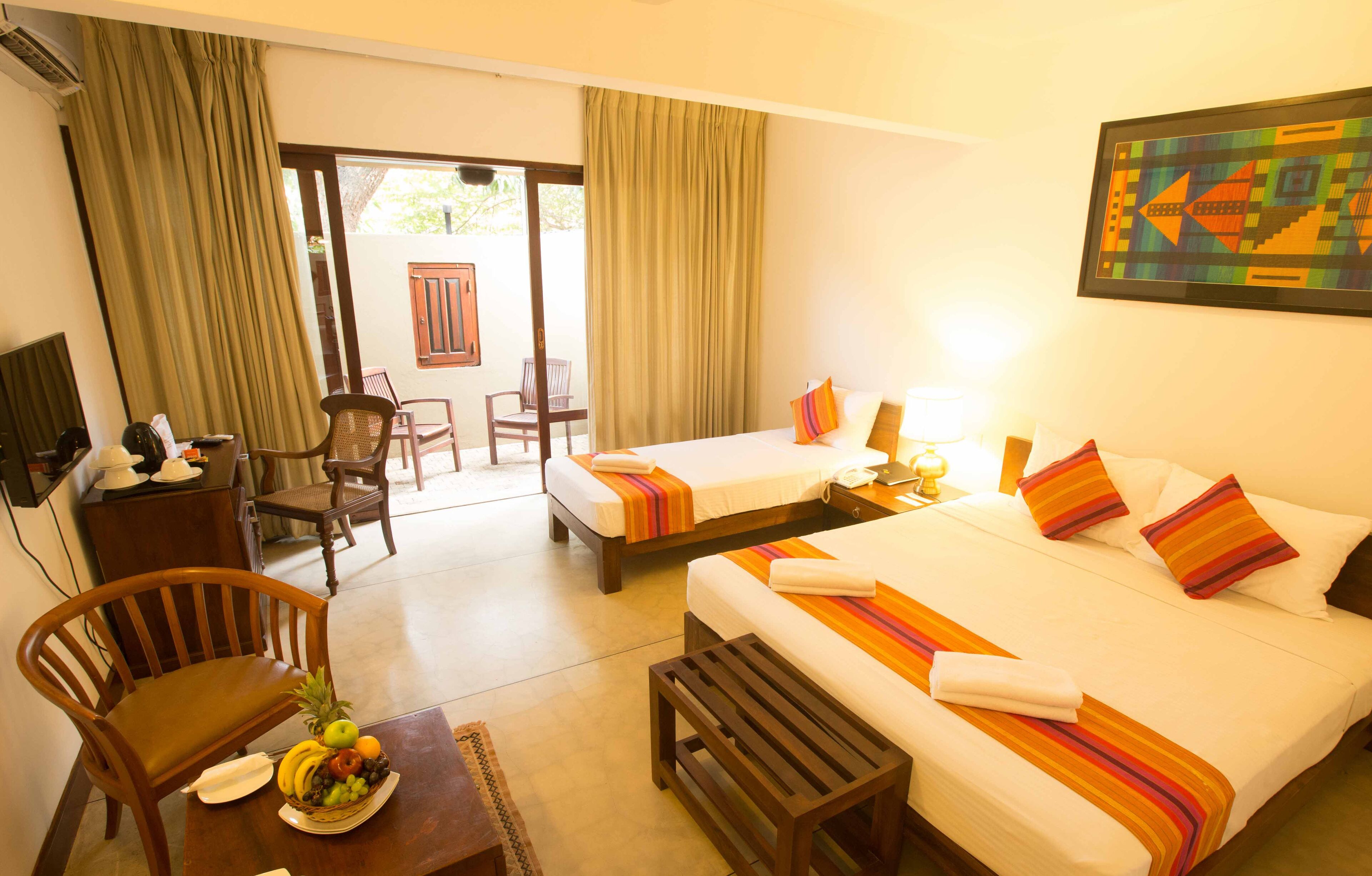 deluxe triple room | 1 bedroom, egyptian cotton sheets, premium bedding, free minibar items