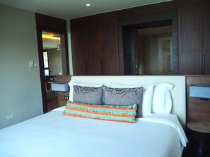 Luxury 2-Bedroom Condo Ocean View
