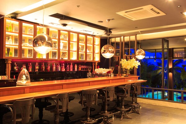 Bar (in der Unterkunft)