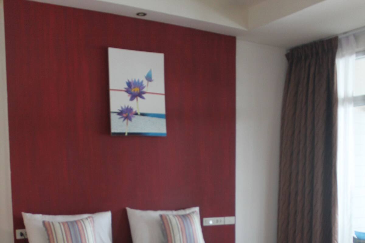 Grand Deluxe Double Room | Camas extra y wifi gratis