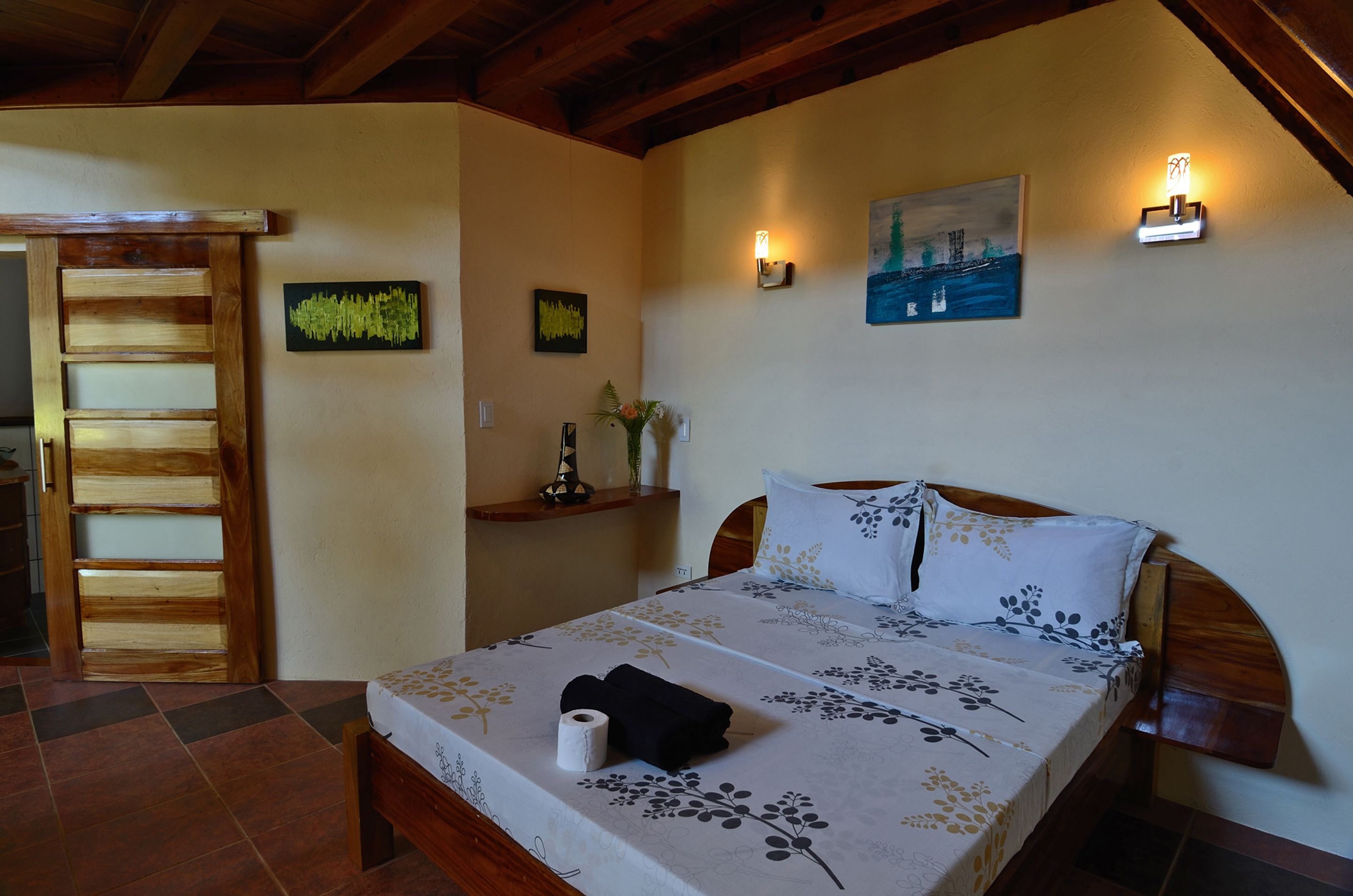 family room | 1 bedroom, minibar