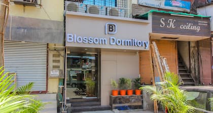 Blossom Dormitory - Hostel