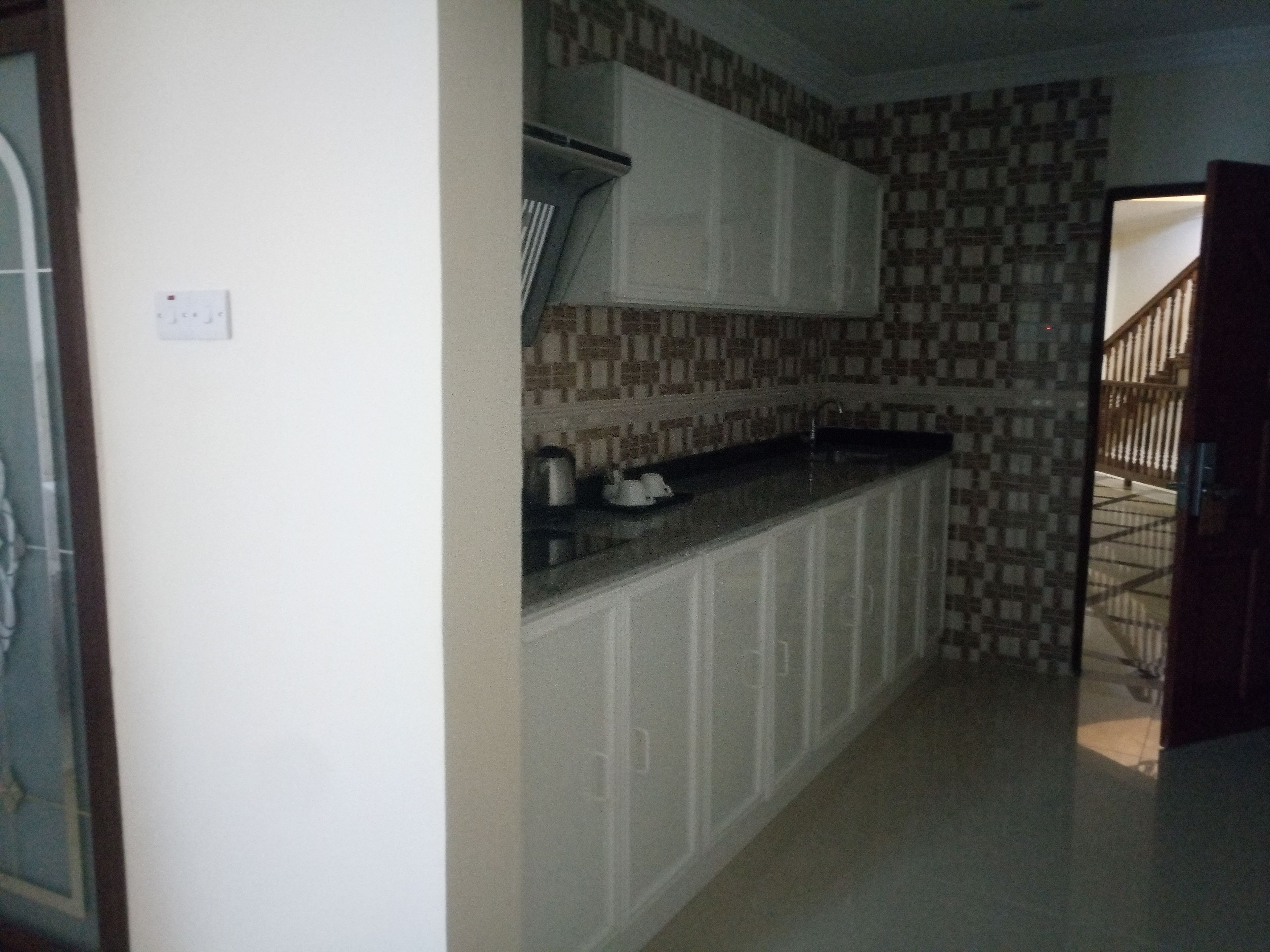 superior studio suite, kitchenette | private kitchenette | fridge, coffee/tea maker, electric kettle