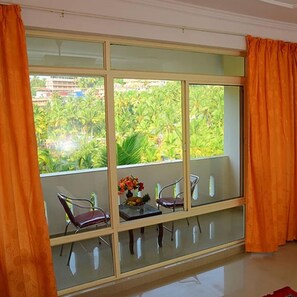 Deluxe-Doppelzimmer, Gartenblick | Balkon