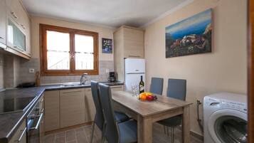 Elite Villa, Multiple Bedrooms, Private Pool, Sea View | Private kitchen | Fridge, oven, stovetop, coffee/tea maker