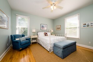 3 عدّة غرف نوم وواي فاي وملاءات أسرّة