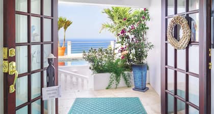 PREMIER VILLA DE LUJO, espectaculares vistas, mar y playa