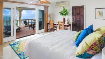 4 bedrooms, in-room safe, desk, iron/ironing board