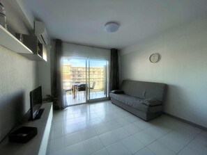 TV - 152-LA SIRENA - One bedroom apartment with air and for up to 4 people (Salou)