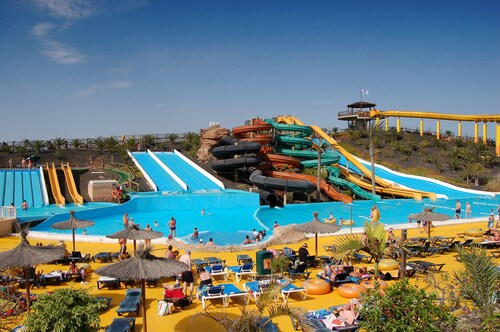 Luxury Villa with Large Private Heated Pool and Sea and Mountain Views