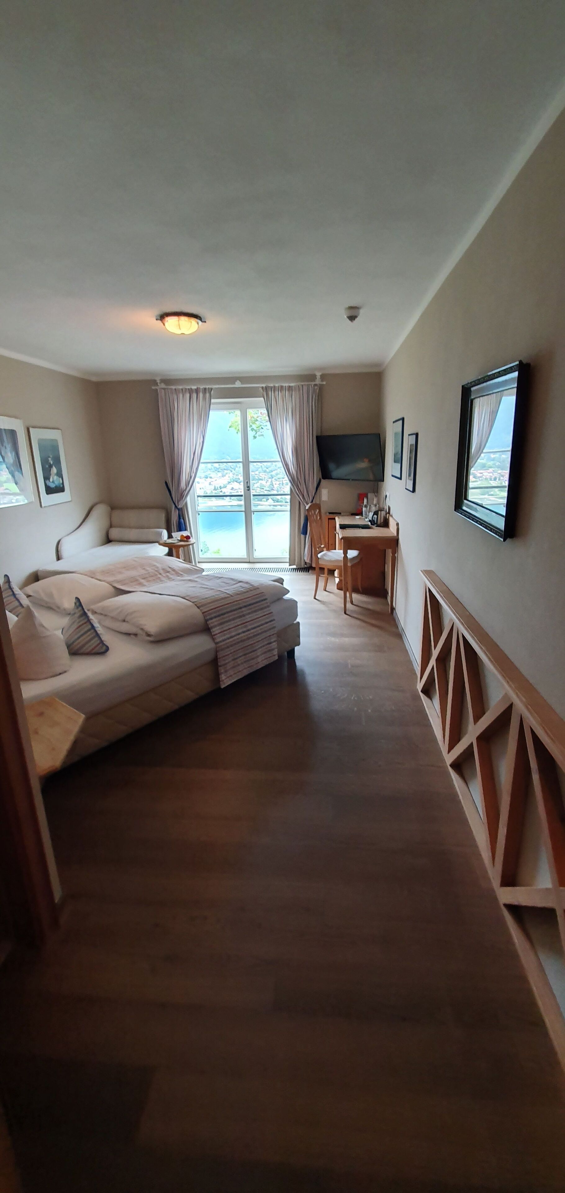 1 slaapkamer, een kluis op de kamer, wifi