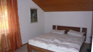 2 chambres, bureau, Wi-Fi gratuit, draps fournis
