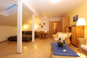1 Schlafzimmer, Reisekinderbett, WLAN