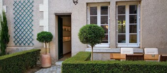 Luxurious apartment with terrace and private parking in the center of Tours