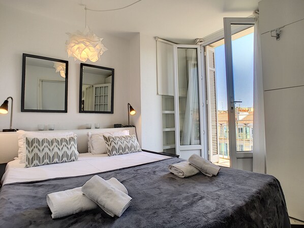 1 bedroom, iron/ironing board