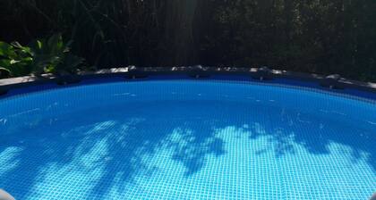 Duplex T2 -vuokraus yksityisellä maalaistalolla