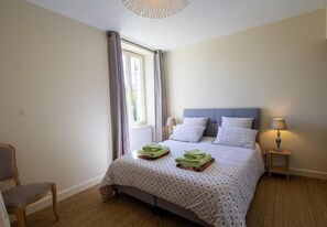 4 Schlafzimmer, Bügeleisen/Bügelbrett, Reisekinderbett, kostenloses WLAN