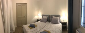 4 bedrooms, iron/ironing board, travel crib, free WiFi