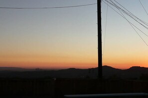 View from property - Cozy Mountain Top Studio With Beautiful Views (Altadena)