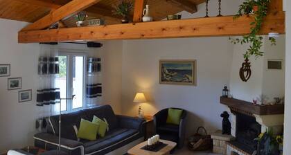 Haus am Strand, zu Fuß zum Strand, WIFI, Parkplatz, Haustiere erlaubt