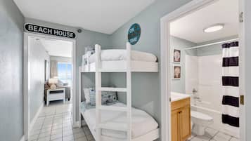 1 bedroom, iron/ironing board, free WiFi, bed sheets