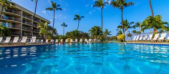 OCEANFRONT CONDO MAUI SUNSET#215-A, SLEEPS 4