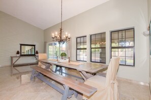Dining - Big Family Friendly Home, HUGE Gameroom, By Sprng Training, Golf & Cardinals (Peoria)