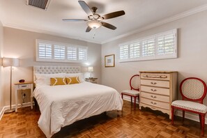 3 chambres, fer et planche à repasser, Wi-Fi gratuit, draps fournis