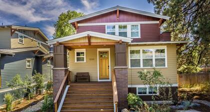 Amazing West Side * 2 King Suites * Walk Everywhere * 8 Person Hot Tub
