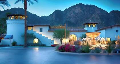 Luxury Legacy Resort Poolside 3BR 5-Star Villa, Mountain Views, 2 Primary Suites