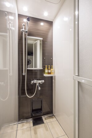 Douche de la salle de bain