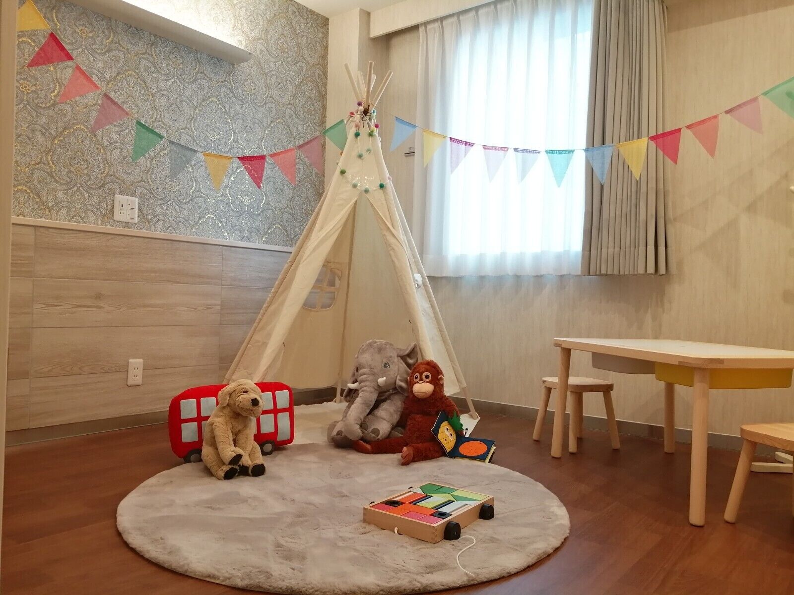 family room | 1 bedroom, in-room safe, soundproofing, iron/ironing board