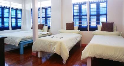 R-Lampang Guest House