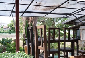 Daily cooked-to-order breakfast for a fee - R-Lampang Guest House (Lampang)