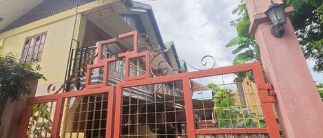 Façade de l’hébergement