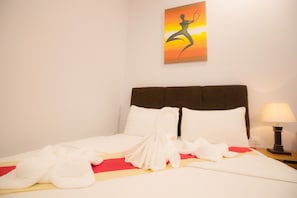Minibar, in-room safe, free WiFi, bed sheets
