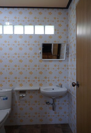 Bathroom - Lampang Homstay 2 (Lampang)