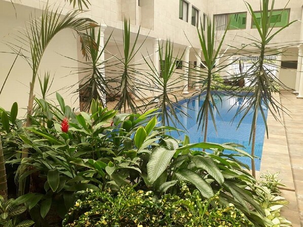 Outdoor pool, pool loungers