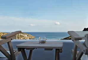 View from property - Livadi House Mykonos (Mykonos)
