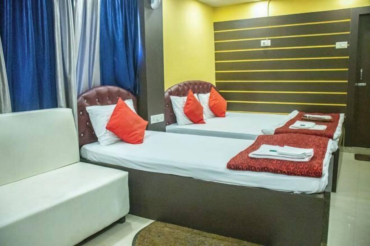Minibar, bàn, phòng cách âm, bàn ủi/dụng cụ ủi quần áo