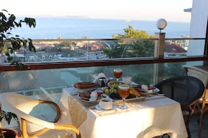 Dining - Nayla Palace Hotel (Istanbul)