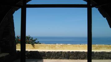 1 bedroom, premium bedding, in-room safe, soundproofing