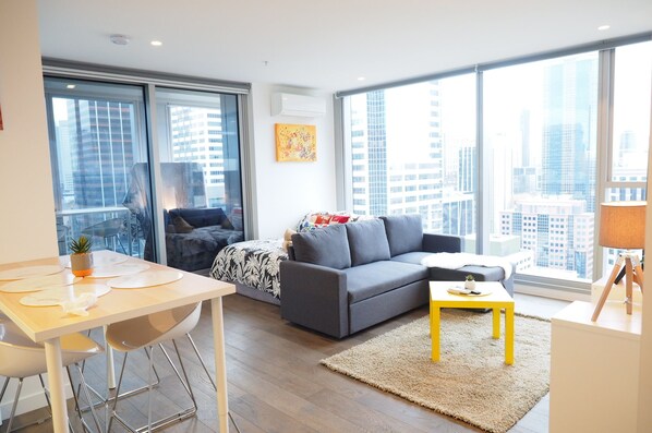 Apartment, 2 Bedrooms | Living area