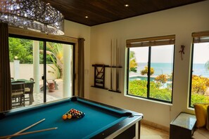 Premium Villa, Multiple Bedrooms, Non Smoking, Ocean View | Floor plan - Villa Jammin Gecko (Placencia)